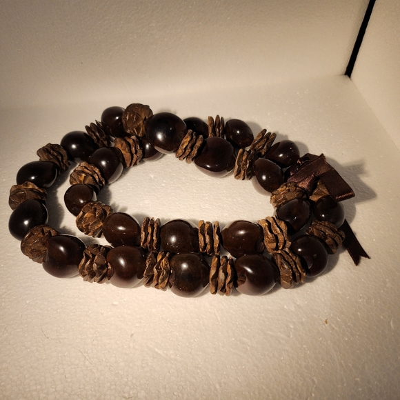 Vintage Genuine Hawaiian Dark Brown / Black Kukui Nut Lei Necklaces (2) - EUC - Picture 3 of 10